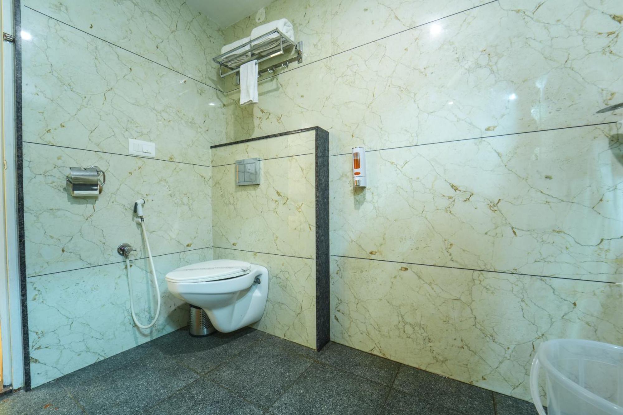Signature Inn Chikmagalur Exterior photo
